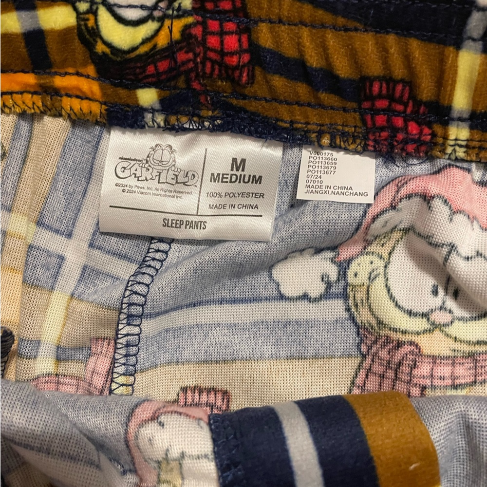 Men's Garfield Fleece Pajama Pants - Picture 6 of 8
